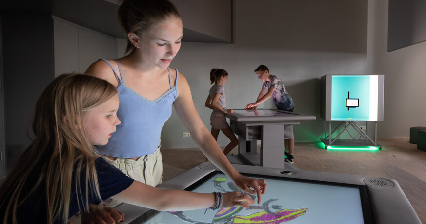 © ZOOM Kindermuseum/eSel.at, Lorenz Seidler Mit krummen Sachen Dinge machen