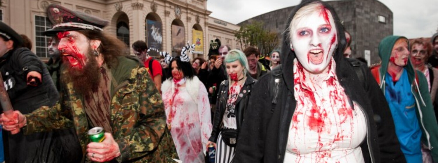 /slash Filmfestival Zombie Walk in Kooperation mit monochrom