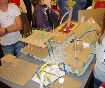 (c) Ulrike Kohnen-Zülzer Archikids - Mit der Sonne bauen