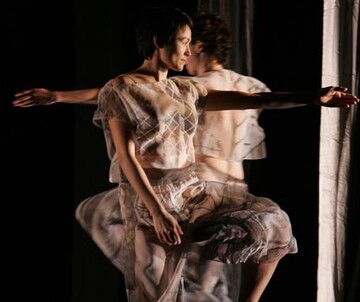 Trisha Brown Dance Company (USA) - A Selection of Rauschenberg Collaborations