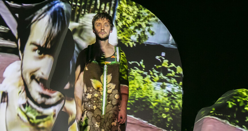 © Miha Fras Da te ni sram (Shame on You) - Performance