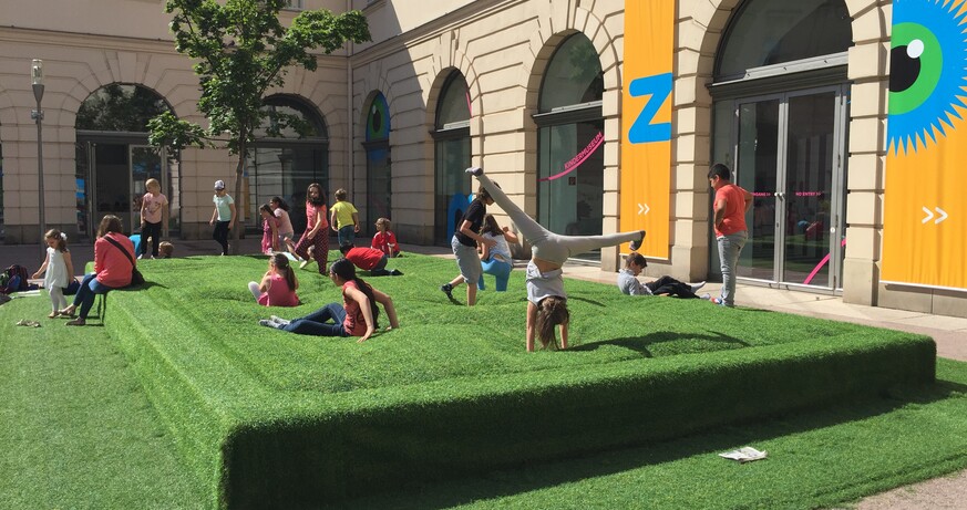 A wobbly lawn by David Moises and Chris Janka