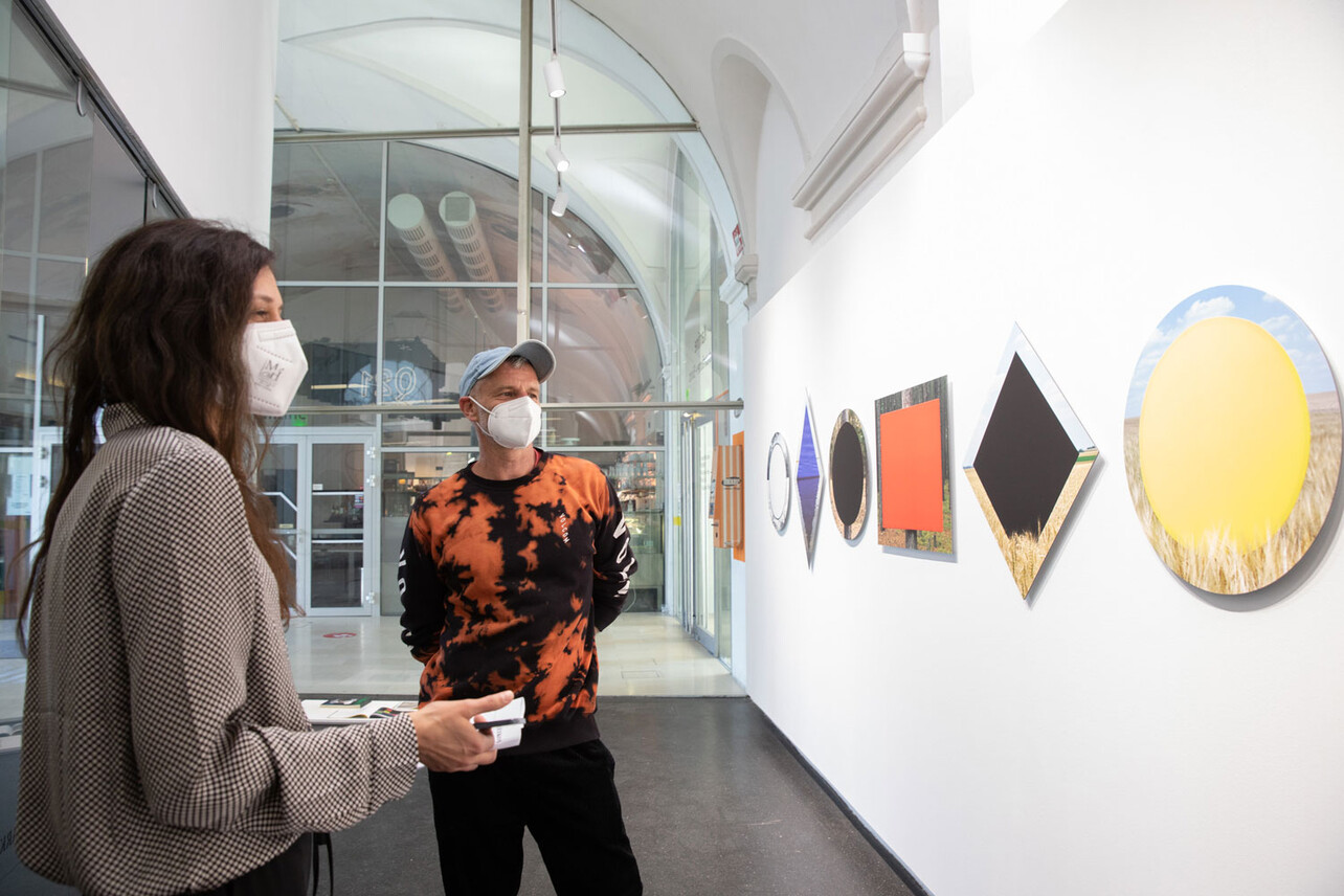 Markus Guschelbauer im Gespräch mit Nela Eggenberger (EIKON)