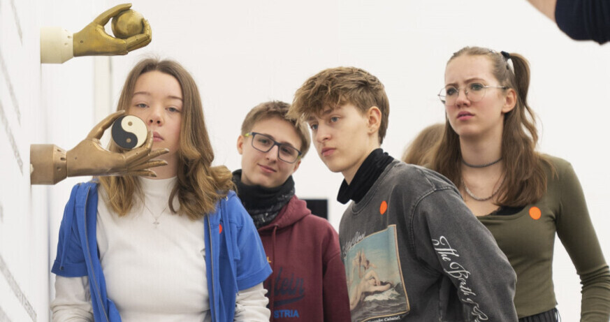 Mathematical Art Talk (DE): Guan Xiao "Teenager"