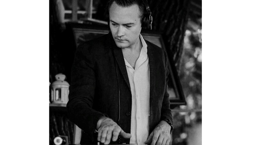 Monday Listening Club hosted by Martin Markeli: DJ Bikini
