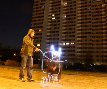 Performance der Künstlergruppe Lichtfaktor