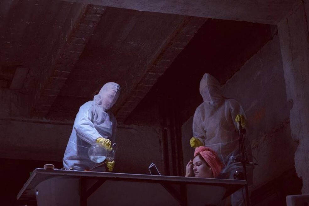 Performance in Badewanne