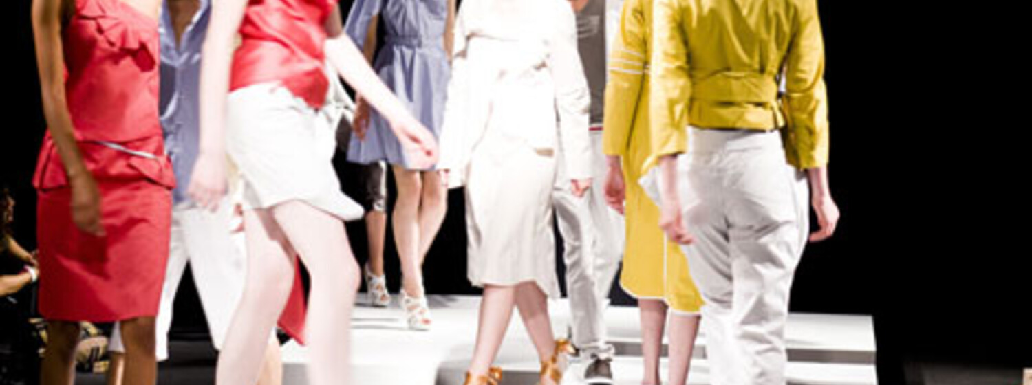 (c) Dimitri Burtsev MQ Point/Combinat: Preview Modeschau Herbst/Winter.12