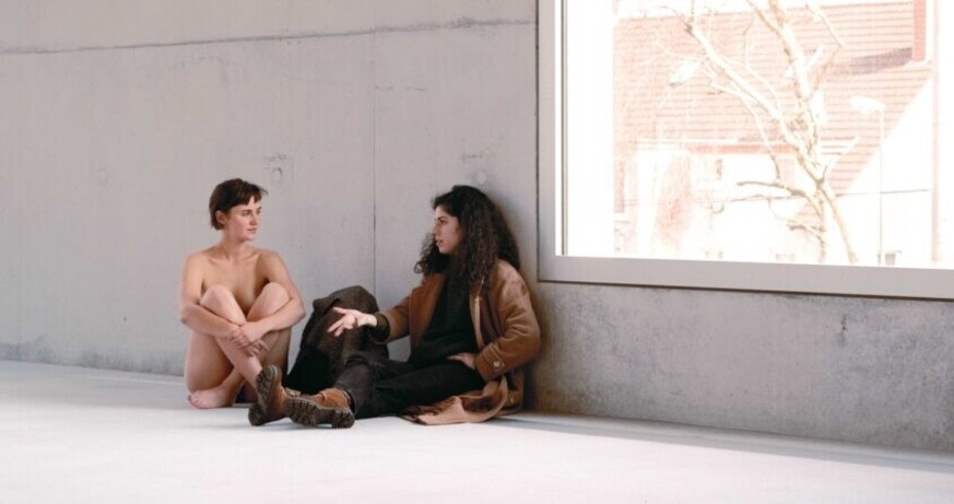© Christian Schuller Mariella Greil: Bare Bodies – Thresholding Life