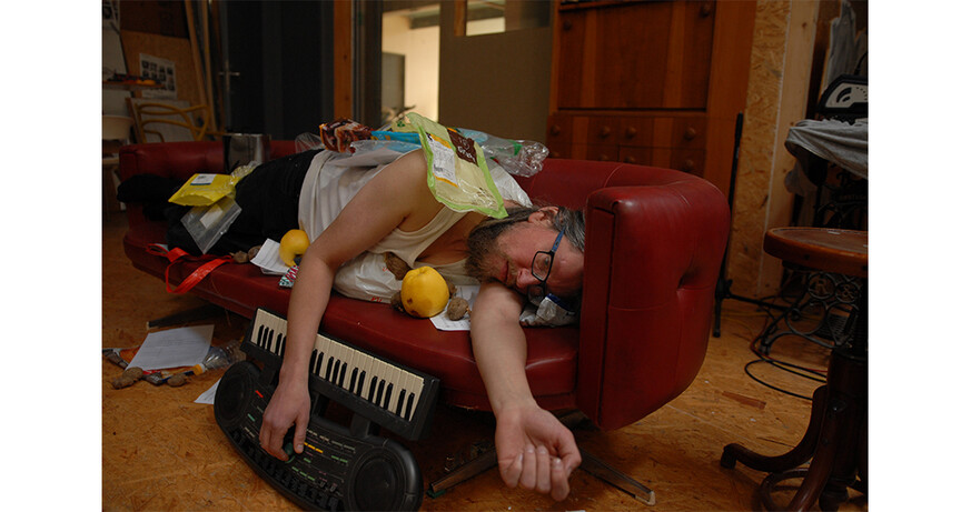 TONSPUR A: Tomáš Vtípil (CZE): Schönberg For Free / Garbage Music