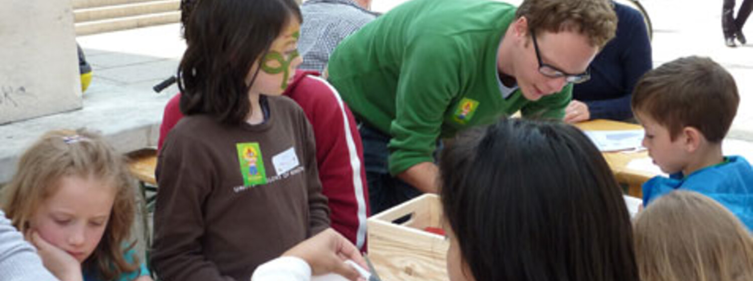 Ferienworkshops für Kinder und Jugendliche im DSCHUNGEL