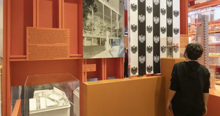 @ Lisa Rastl Schwerpunktführung: "Hot Questions – Cold Storage"