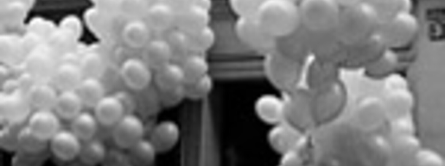  Yves Klein: Lâcher des Ballons