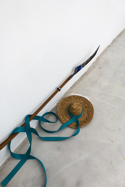 New wind. Braid, hat, belt. 2021 (Exhibition CROP with Gleb Amankulov at WAF gallery)