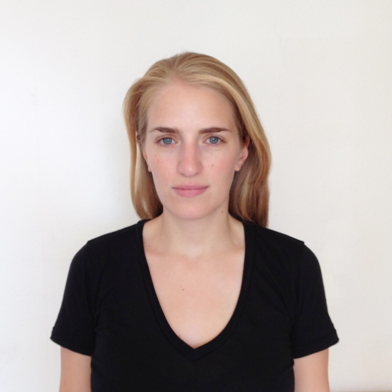 Portraitfoto der Fotografin und Medienkünstlerin Laura Schawelka