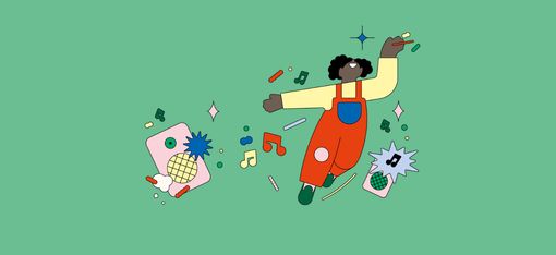 Person mit roter Latzhose und gelbem Oberteil tanzt umgeben von Musiknoten, einem Smartphone mit Ananas und weiteren Symbolen.