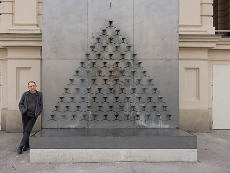 Frontal view of Pavlo Makov’s “Fountain of Exhaustion”