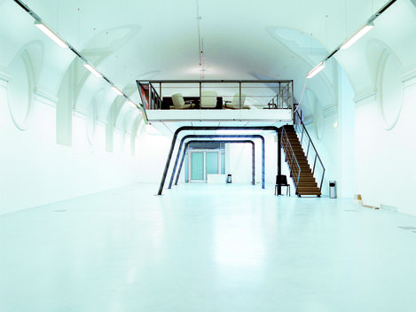 Die designforum Wien schafft Raum um Design zu erleben, zu diskutieren und davon zu lernen. Es ist Dialog-, Präsentations- und Vernetzungsplattformen für Design und designnahe Disziplinen.