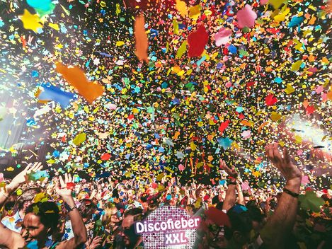 Confetti Rain: Disco Fever